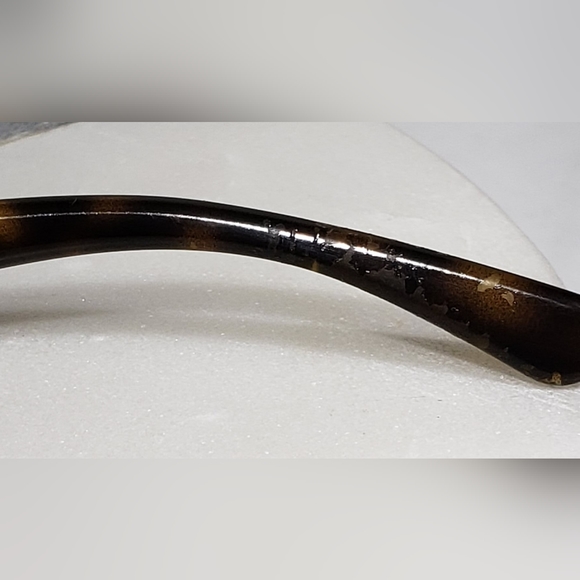 Ray-Ban tortoise shell, unisex. RB4107, comes w/case and cleaning cloth. EUC - Picture 10 of 15